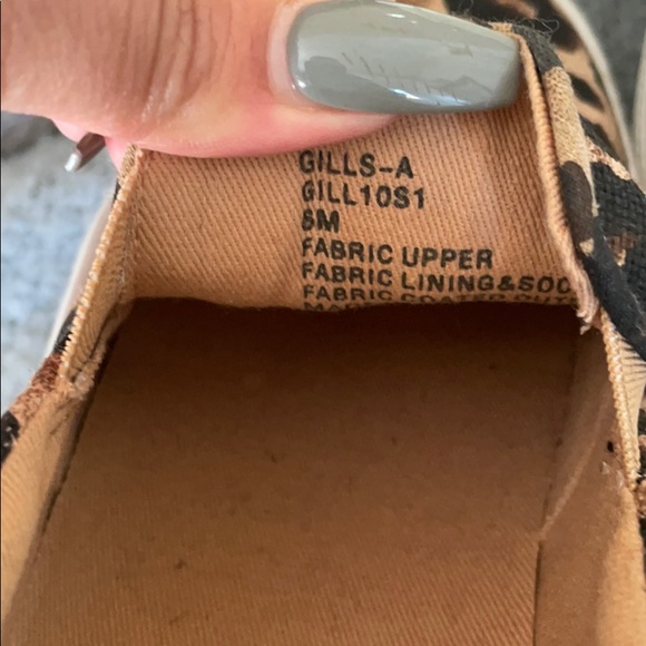 Steve Madden leopard print canvas shoes - Picture 6 of 6